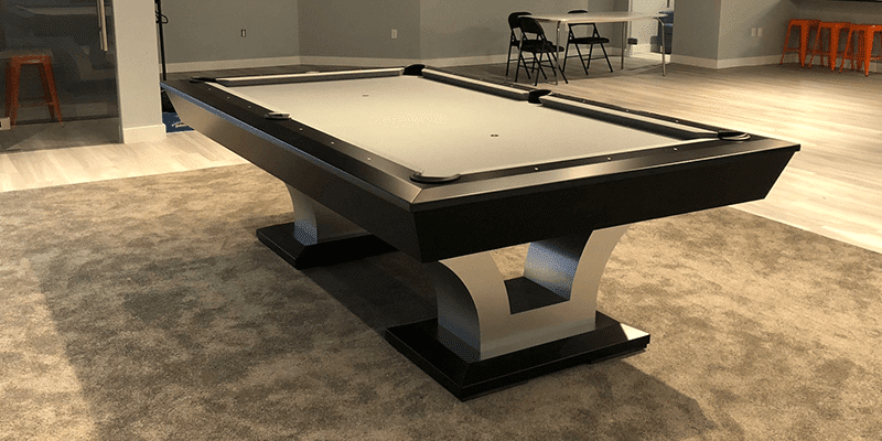 luxor_pooltable_MBL_apron | Luxor | West Penn Billiards